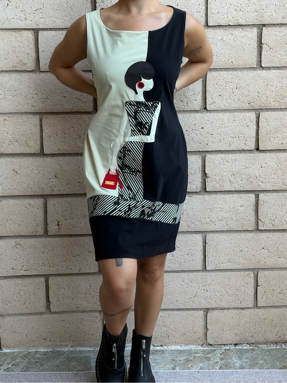 Y2K Vivi Black & Cream Appliqué Mod Mini Dress Tagged Size 46